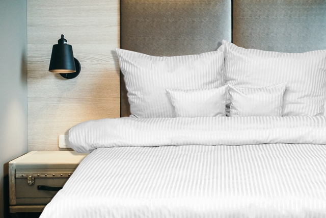 pościel adamaszkowa biała